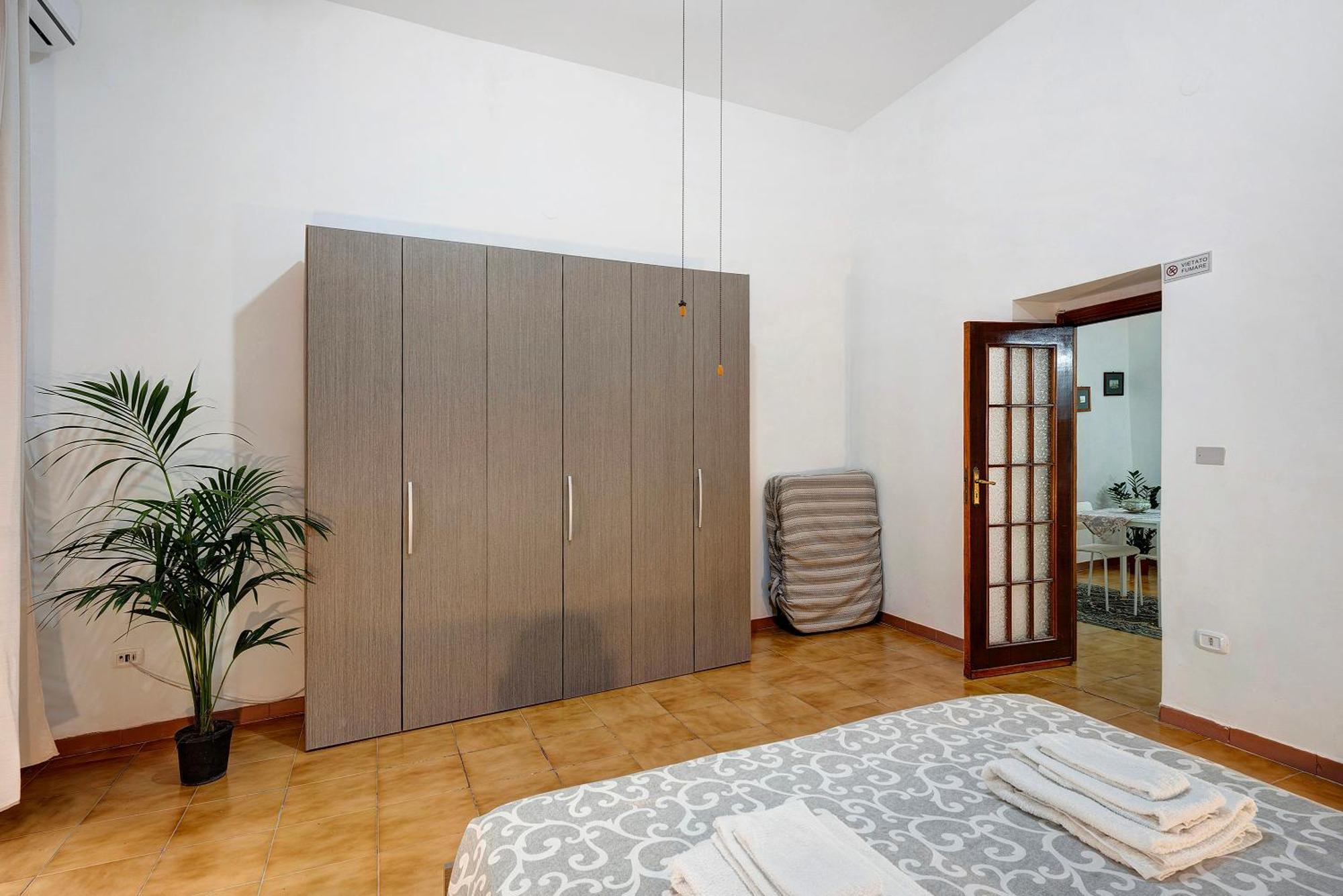 La Casa Di Gennaro - Napoli Apartment Bagian luar foto